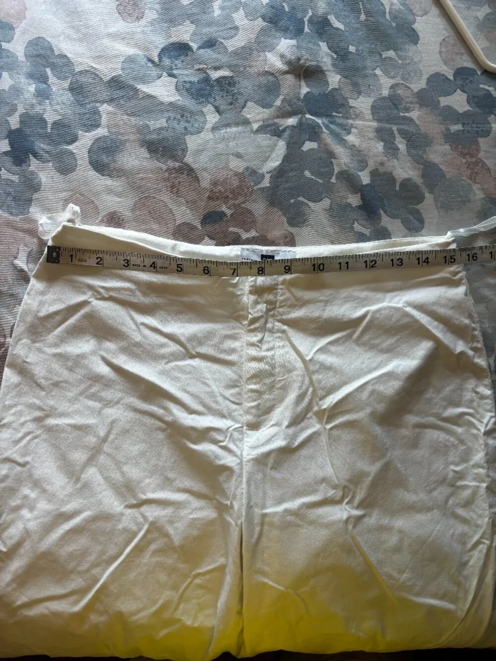 Vintage GAP Factory Cropped Solid White Pants w/ Stretch Size 8
